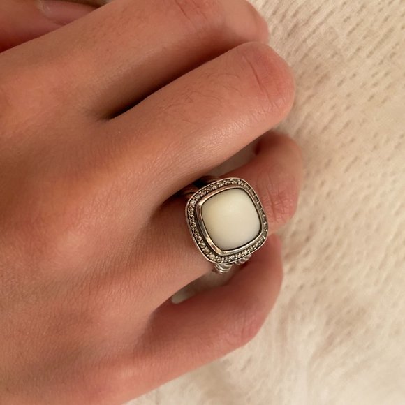 David Yurman ring with mother of pearl and diamond - Picture 3 of 3